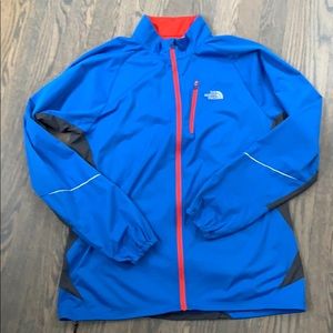 Men’s large Northface shell. Like new.
